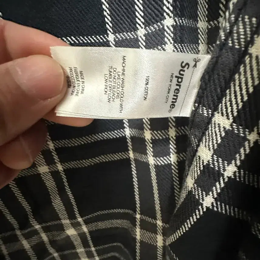 [BUNJANG] Supreme 25SS Flannel Shirt Black XL / 슈프림 25ss 플란넬 셔츠 블랙 XL
