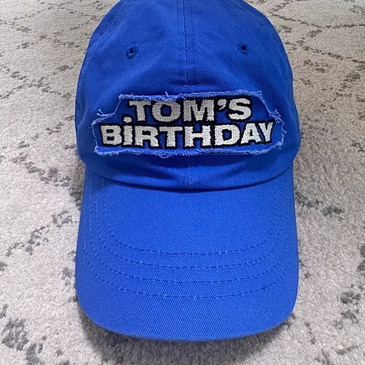 [BUNJANG] TOMS BIRTHDAY Blue Ball Cap Hat with Embroidered Patch / 톰스벌스데이 볼캡 모자