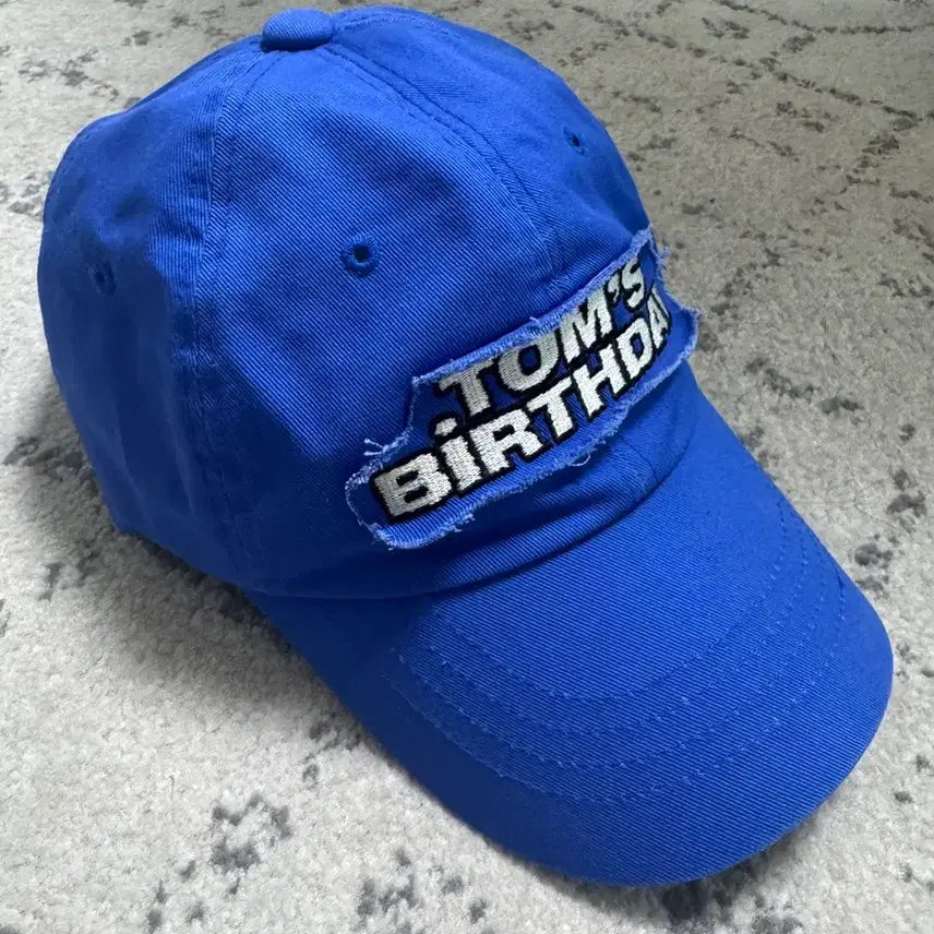 [BUNJANG] TOMS BIRTHDAY Blue Ball Cap Hat with Embroidered Patch / 톰스벌스데이 볼캡 모자