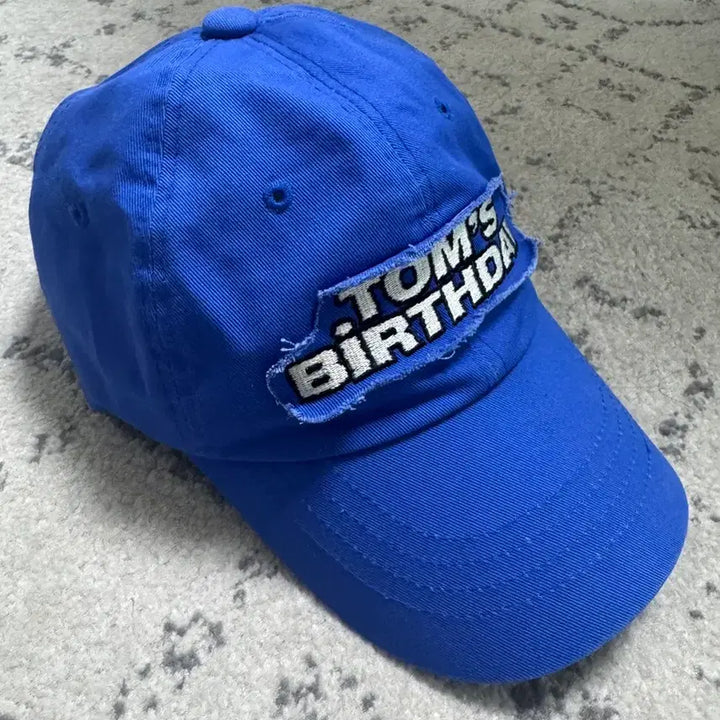 [BUNJANG] TOMS BIRTHDAY Blue Ball Cap Hat with Embroidered Patch / 톰스벌스데이 볼캡 모자