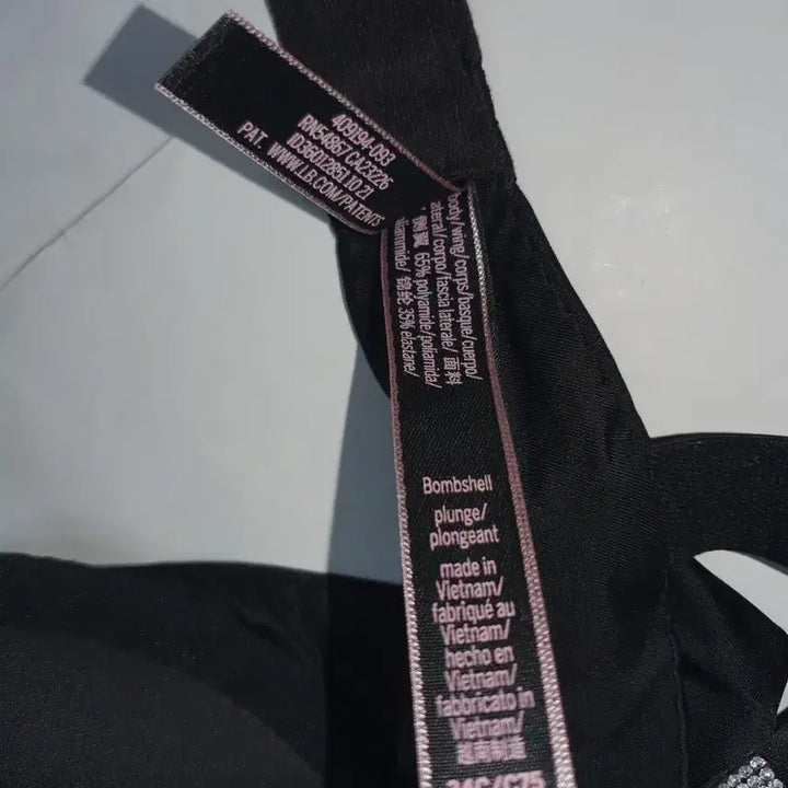 [SOLD OUT] 빅토리아 시크릿 Sexy 밤쉘 샤인스트랩 브라 34C