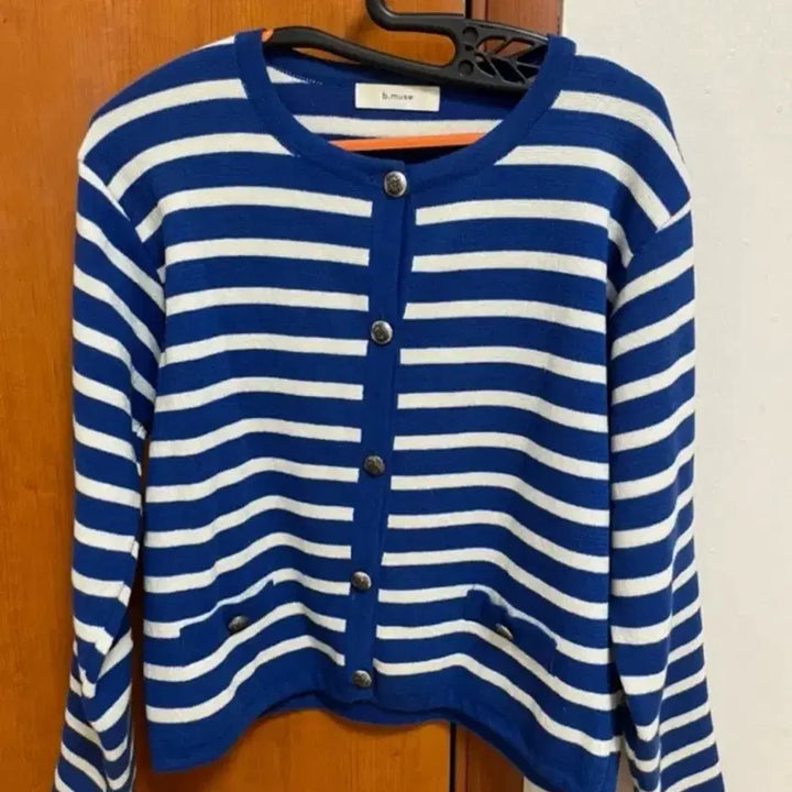 [BUNJANG] Vemuse Cardigan / 비뮤즈(베뉴엣) 가디건