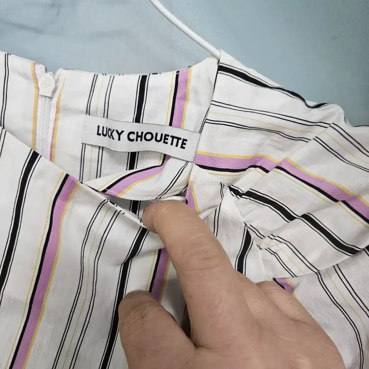 [BUNJANG] Lucky Chouette Striped Blouse Size 36 / 럭키슈뜨 스트라이프 블라우스 36