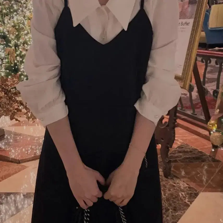 [BUNJANG] Dalt Glam Ivory Blouse / 달트 글램 블라우스(아이보리)
