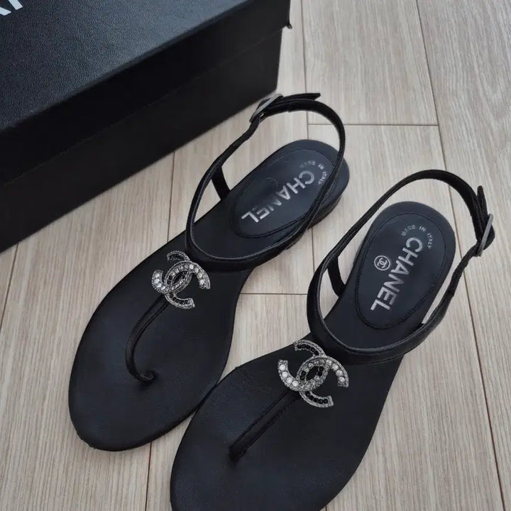 [BUNJANG] Chanel Black CC Logo Sandals / 샤넬 블랙  CC로고 샌들
