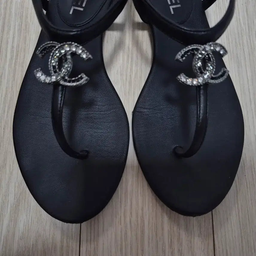 [BUNJANG] Chanel Black CC Logo Sandals / 샤넬 블랙  CC로고 샌들