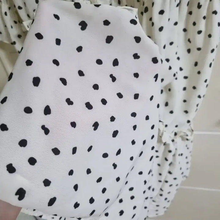 [BUNJANG] Beige Knit Vest &amp; Dot Long Dress Set / 니트조끼 도트 롱 원피스 세트
