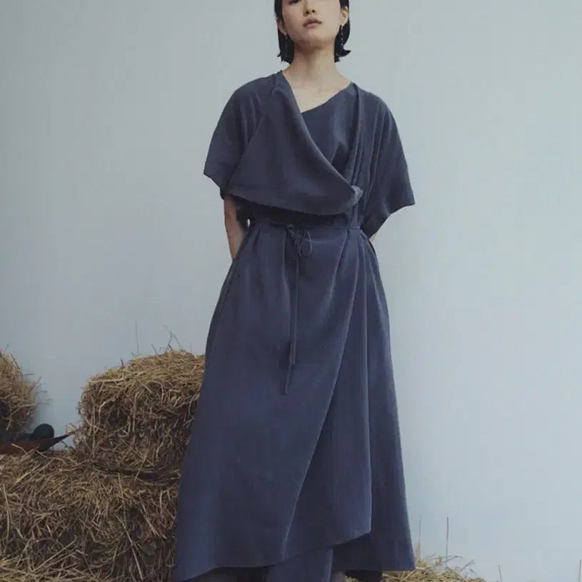 [BUNJANG] ETHOS Draped Silhouette Dress Charcoal / 새상품) 에토스(ETHOS) 드레이프드 실루엣 드레스