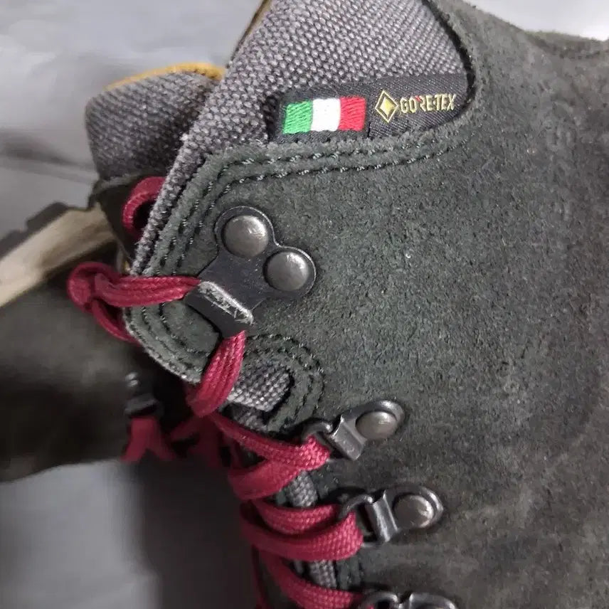 [BUNJANG] Zamberlan Gore-Tex Hiking Boots / 등산화250  잠발란고어