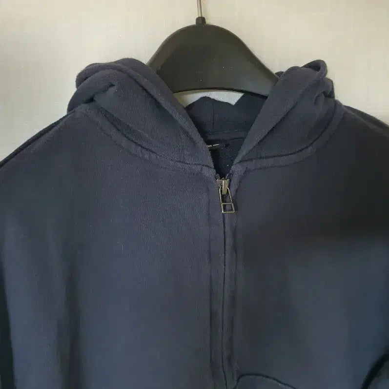 [BUNJANG] Uniqlo Hooded Zip-Up Jumper S Black / 유니클로 후드 집업 점퍼 S 블랙