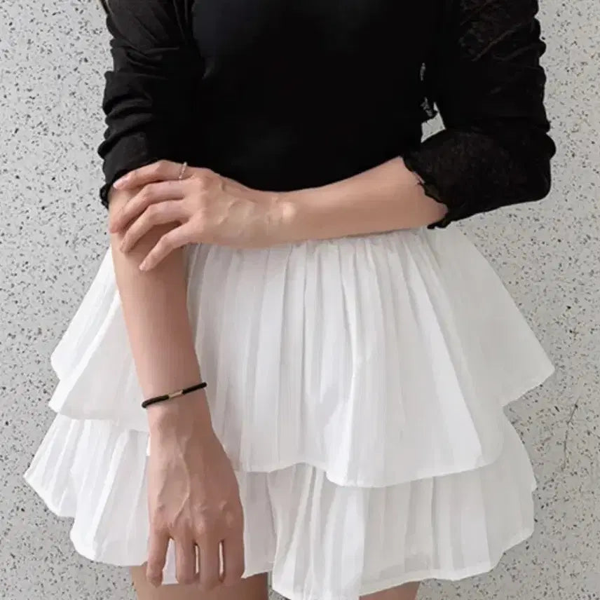 [BUNJANG] Ruffle Tiered Mini Skirt Shorts White / 캉캉 프릴 미니 스커트 치마바지 화이트
