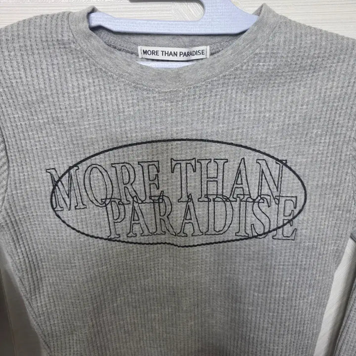 [BUNJANG] More Than Paradise 크롭 긴팔티 회색55, 새제품/반값택배 / More Than Paradise 크롭 긴팔티 회색55, 새제품/반값택배