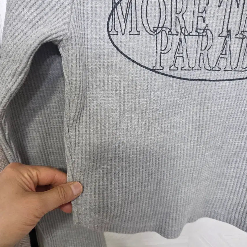 [BUNJANG] More Than Paradise 크롭 긴팔티 회색55, 새제품/반값택배 / More Than Paradise 크롭 긴팔티 회색55, 새제품/반값택배