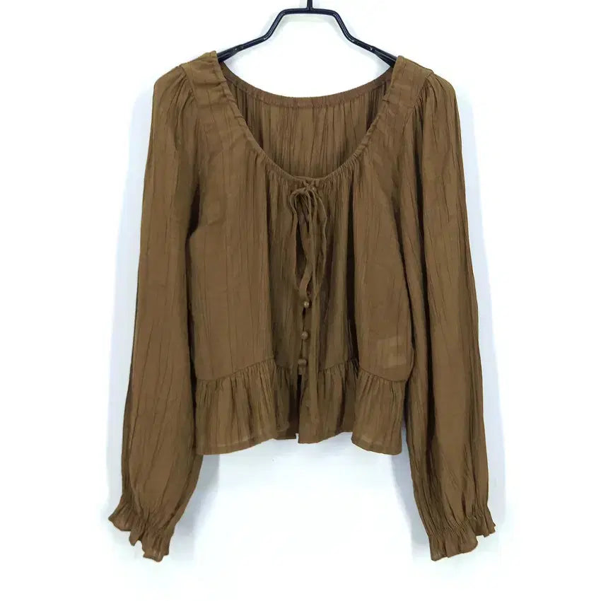 [SOLD OUT] 트렌드컬렉션 여성 춘하 주름 숏블라우스 카키F (HU43962)