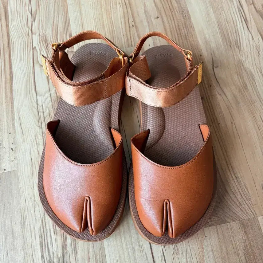 [BUNJANG] Suicoke x Beauty&amp;Youth Tabi Sandals / [240] 수이코크 x 뷰티앤유스 타비 샌들