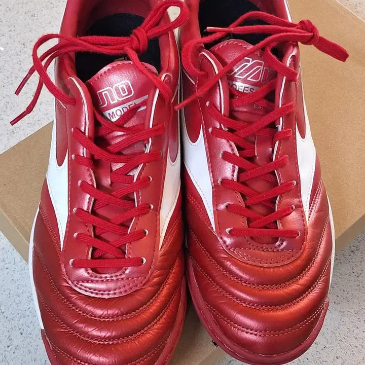 [BUNJANG] Mizuno Morelia II Pro TF Soccer Cleats / 미즈노 모렐리아2 프로 as tf 270 레드