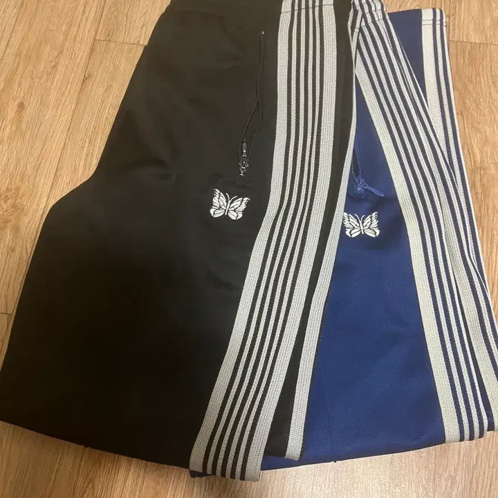 [BUNJANG] Needles Track Pants Straight Fit M / 니들스 트랙팬츠 M 스트레이트