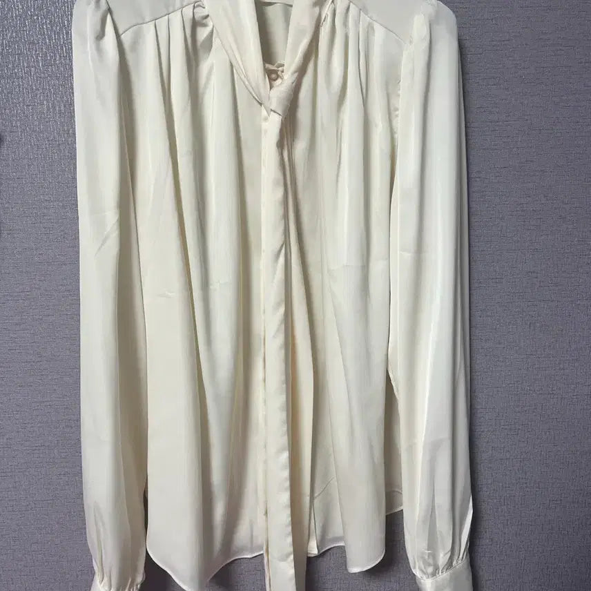 [SOLD OUT] ASURA 아이보리 리본 블라우스 S사이즈