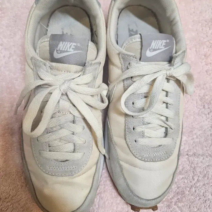 [BUNJANG] Nike Daybreak Beige Sneakers 240 / 나이키 데이브레이크 베이지 스니커즈240