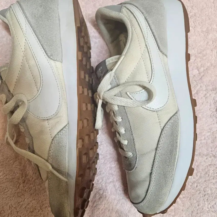 [BUNJANG] Nike Daybreak Beige Sneakers 240 / 나이키 데이브레이크 베이지 스니커즈240