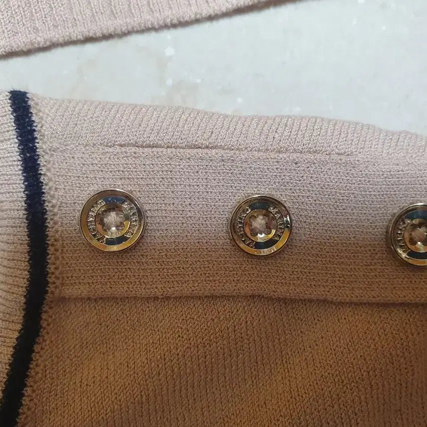 [BUNJANG] Marinayo Beige Cardigan and Short-Sleeve Knit Set / 마리나요팅 베이지 가디건 반팔 니트 세트(미사용)