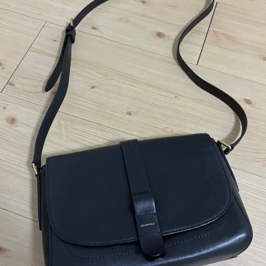 [BUNJANG] Beanpole Crossbody Bag / 빈폴 크로스백
