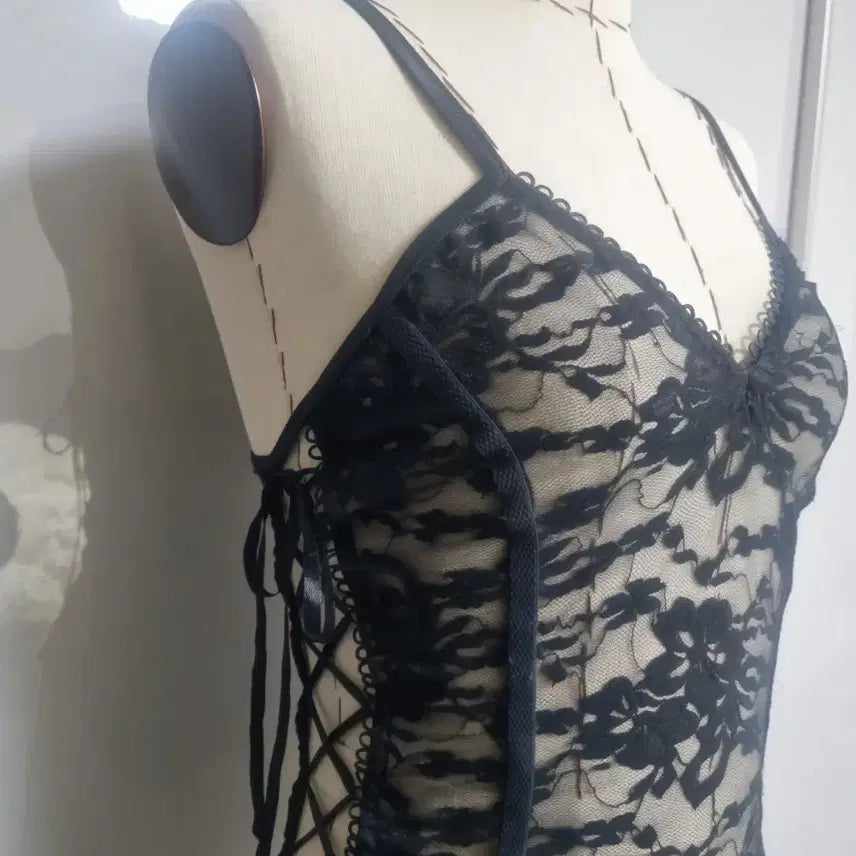 [BUNJANG] Black Lace Corset Top - Size S / 블랙 레이스 코르셋 탑 S