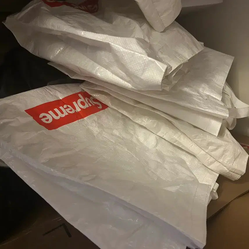 [BUNJANG] Supreme Shopping Bag Bundle Set / 총 14개) 슈프림 쇼핑백 리저유블백 대형 8개 + 중형 6개