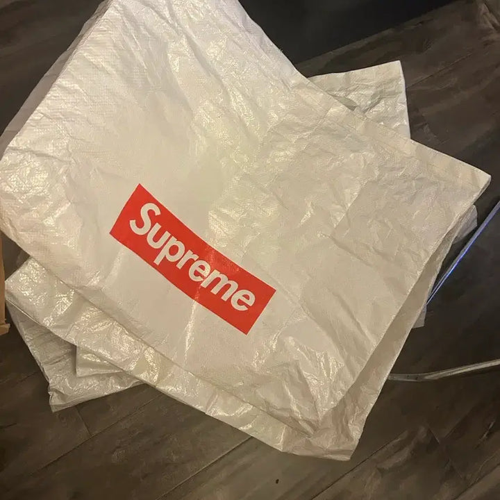 [BUNJANG] Supreme Shopping Bag Bundle Set / 총 14개) 슈프림 쇼핑백 리저유블백 대형 8개 + 중형 6개