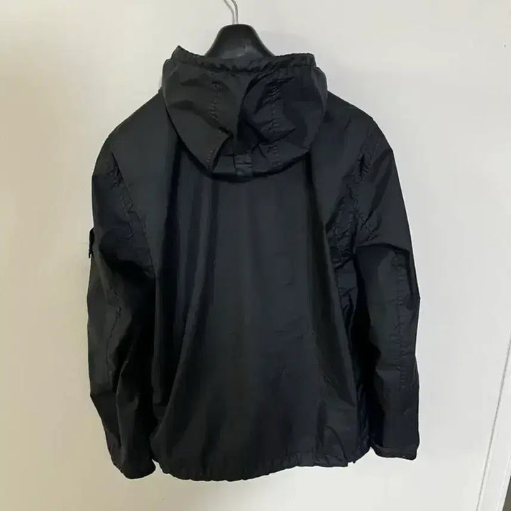 [BUNJANG] Stone Island Membrana 3L TC Black Windbreaker (XL) / 상태최상(XL)스톤아일랜드 맴브라나 3L TC 블랙바람막이