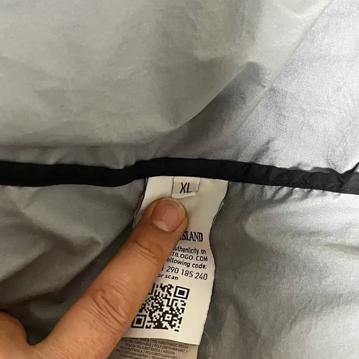 [BUNJANG] Stone Island Membrana 3L TC Black Windbreaker (XL) / 상태최상(XL)스톤아일랜드 맴브라나 3L TC 블랙바람막이