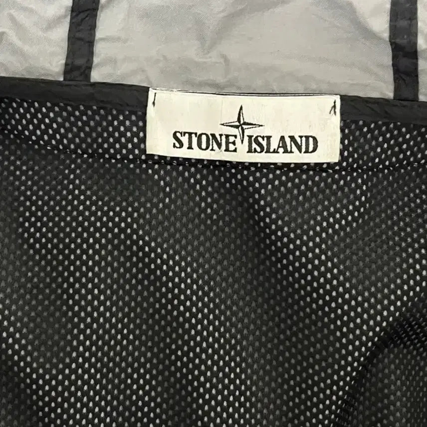 [BUNJANG] Stone Island Membrana 3L TC Black Windbreaker (XL) / 상태최상(XL)스톤아일랜드 맴브라나 3L TC 블랙바람막이