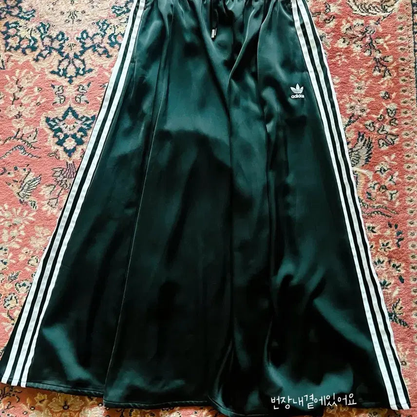 [BUNJANG] Adidas Originals Track Long Skirt / 아디다스 오리지널스 트랙 롱 스커트 (새상품)