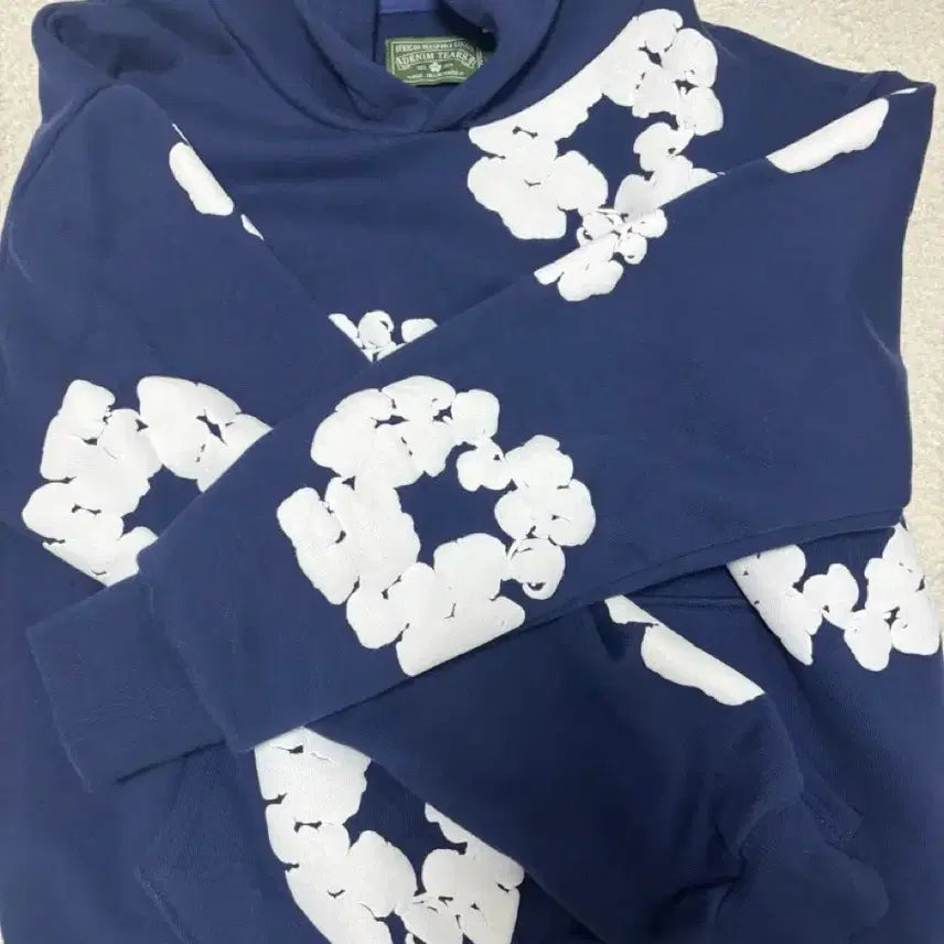 [SOLD OUT] 데님 티어스 네이비 후드티 S