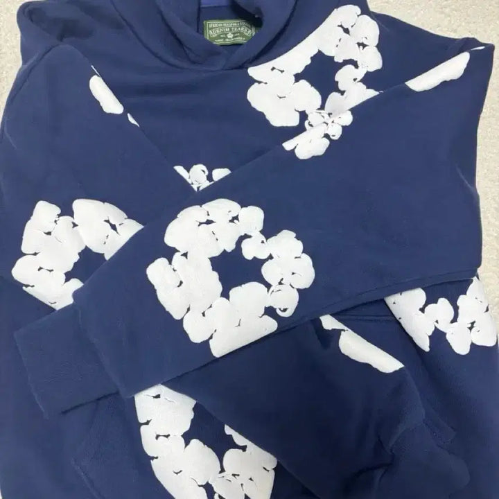 [SOLD OUT] 데님 티어스 네이비 후드티 S