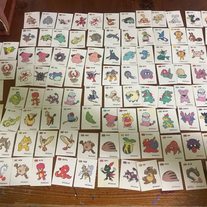 [SOLD OUT] 포켓몬 빵 띠부띠부씰 대량 판매합니다!!