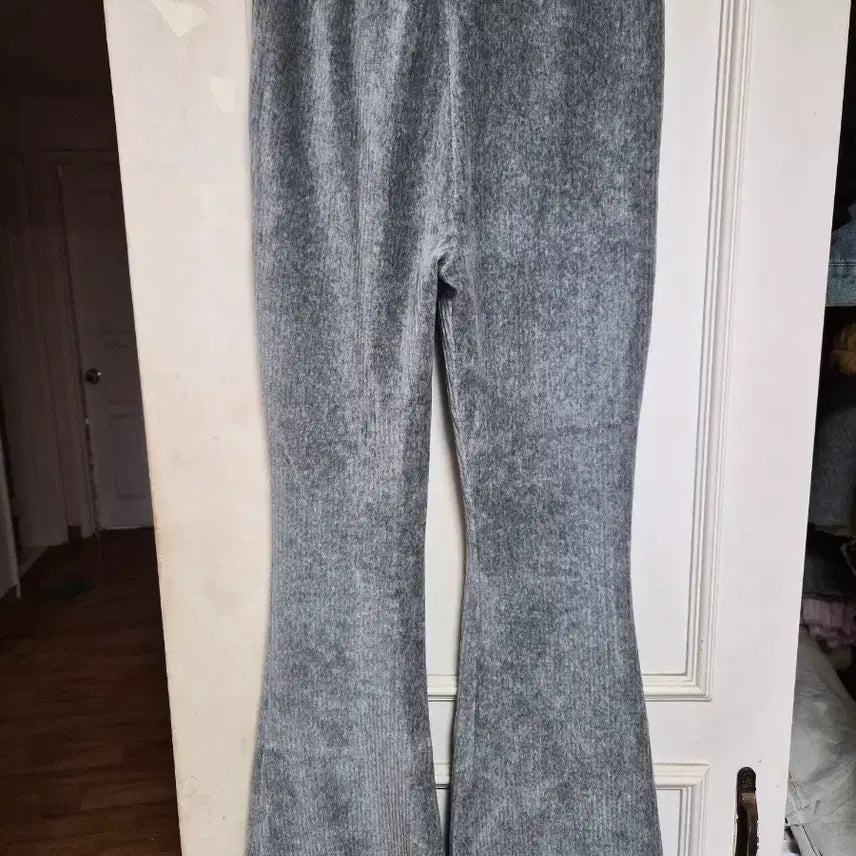 [BUNJANG] Corduroy Velvet Bootcut Pants Gray / 코듀로이 벨벳 부츠컷 팬츠 그레이