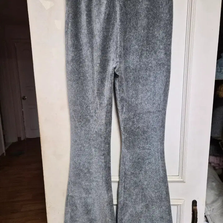 [BUNJANG] Corduroy Velvet Bootcut Pants Gray / 코듀로이 벨벳 부츠컷 팬츠 그레이