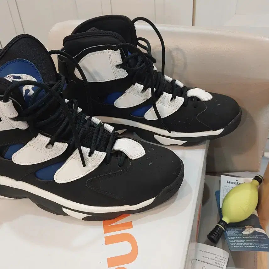 [BUNJANG] Reebok Pump Shaq Attaq 4 Orlando Magic Sneakers / 리복 펌프 샤크어택 4 250mm 올랜도 매직 컬러 택포59,000원