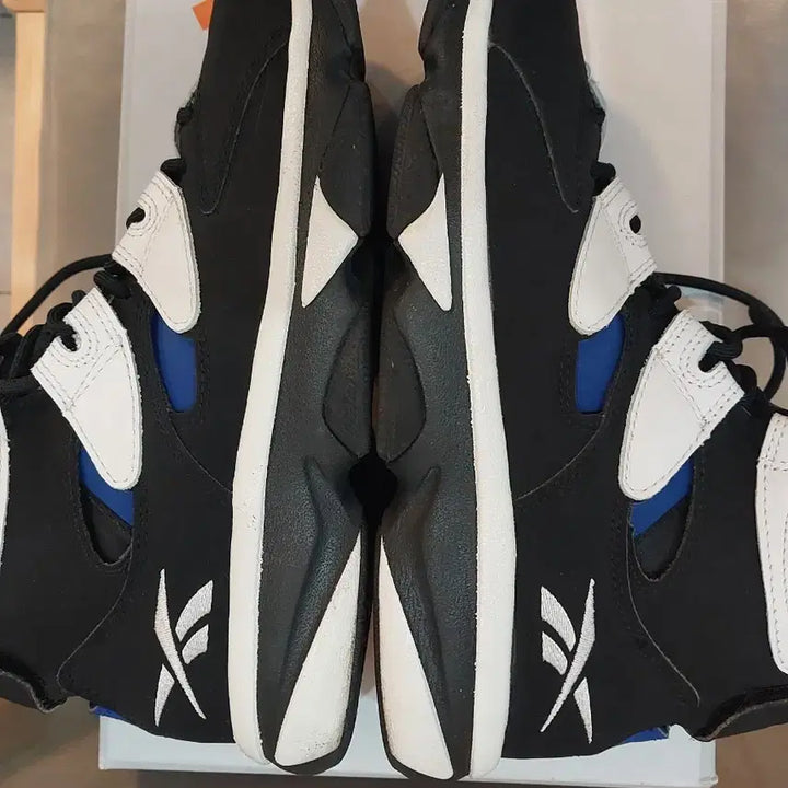 [BUNJANG] Reebok Pump Shaq Attaq 4 Orlando Magic Sneakers / 리복 펌프 샤크어택 4 250mm 올랜도 매직 컬러 택포59,000원