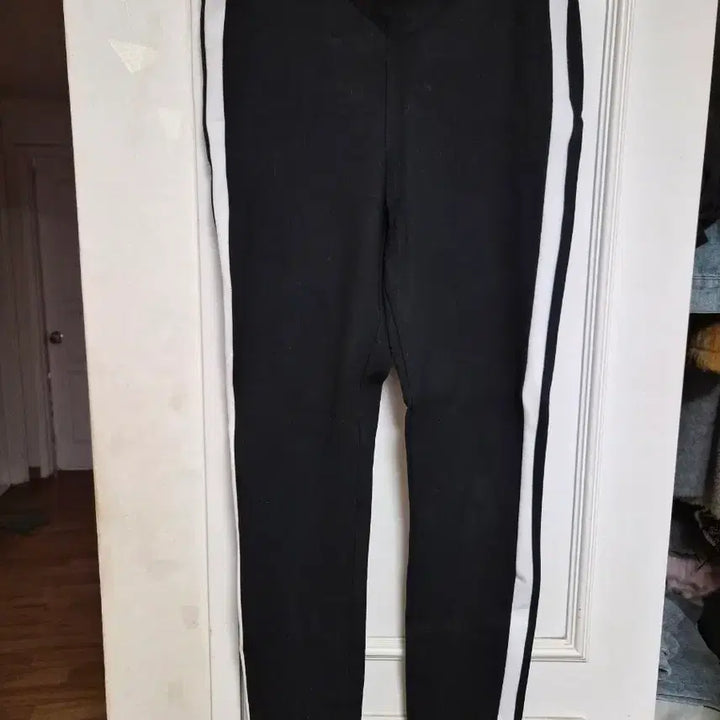 [BUNJANG] ZARA Black Side Stripe Stretch Pants / 자라 블랙 옆줄 스판 바지