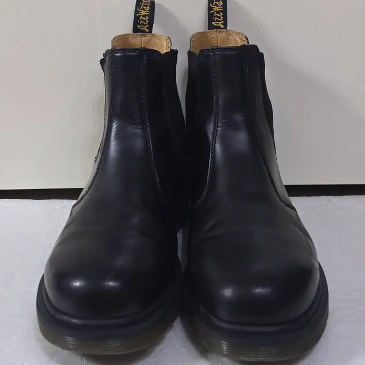 [BUNJANG] Dr. Martens 2976 Chelsea Boots Smooth Black Leather / [240] 닥터마틴 2976 첼시부츠 스무스 블랙