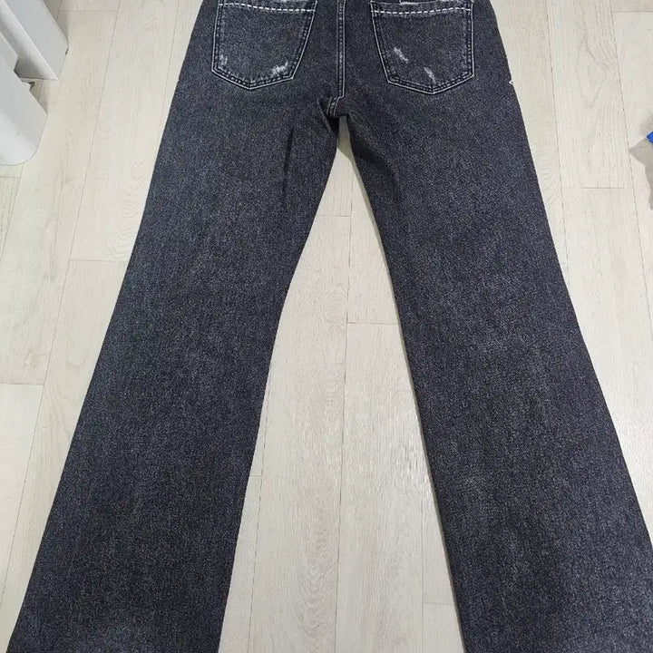 [SOLD OUT] 피스워커 뉴부츠컷 32사이즈