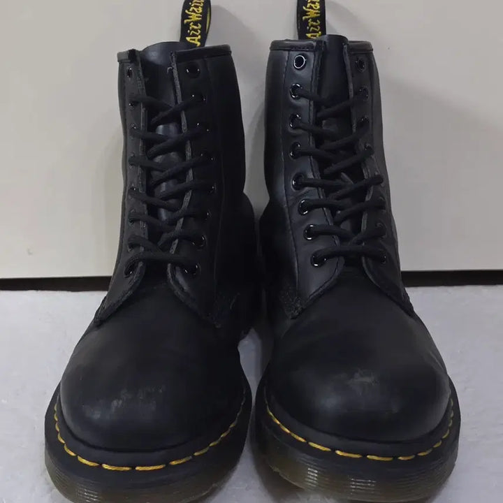 [BUNJANG] Dr. Martens 1460 Smooth Leather 8-Eye Lace-Up Boots Black / [240] 닥터마틴 1460 스무스레더 8홀 레이스업부츠 블랙