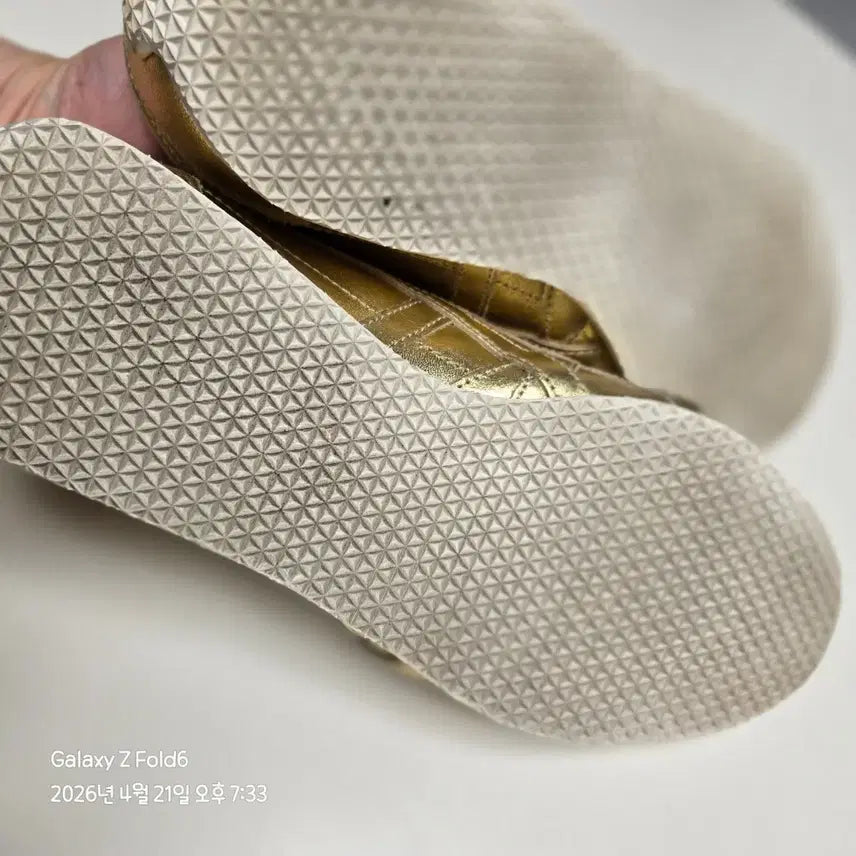 [BUNJANG] Onitsuka Tiger Runspark Gold Sneakers 245mm / 오니츠카타이거 런스파크 골드 스니커즈 245mm