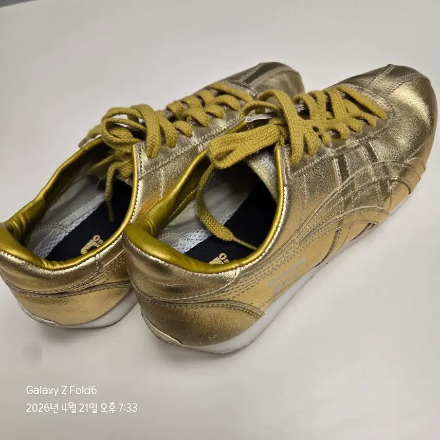 [BUNJANG] Onitsuka Tiger Runspark Gold Sneakers 245mm / 오니츠카타이거 런스파크 골드 스니커즈 245mm
