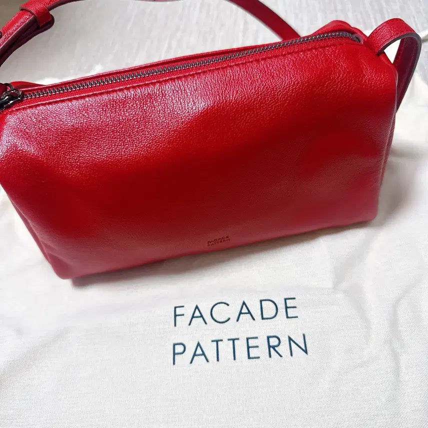 [SOLD OUT] 파사드패턴 빈티지 캐빈백 red