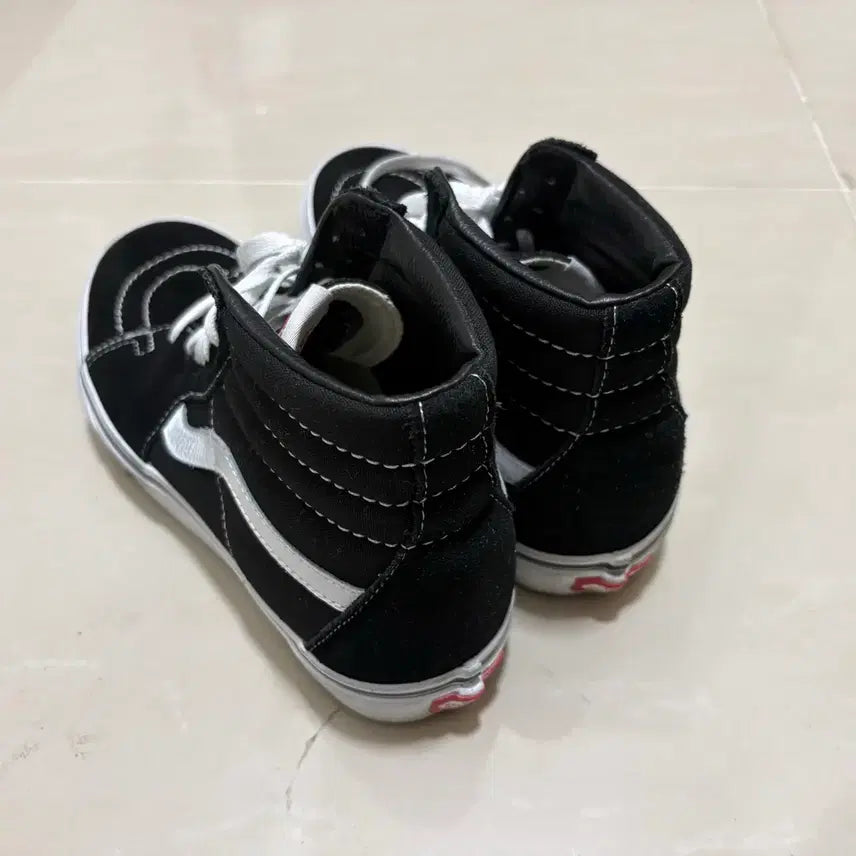 [SOLD OUT] 반스 스케이트 하이 블랙