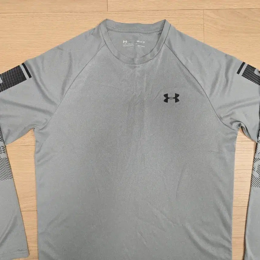 [BUNJANG] Under Armour Span Long Sleeve T-Shirt (M/100) / 언더아머 스판 긴팔티 M(100)