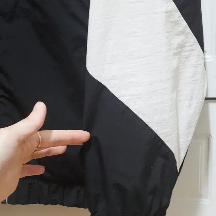 [BUNJANG] Spider Windbreaker Jacket (Size L) / 스파이더 바람막이 자켓 L(100)